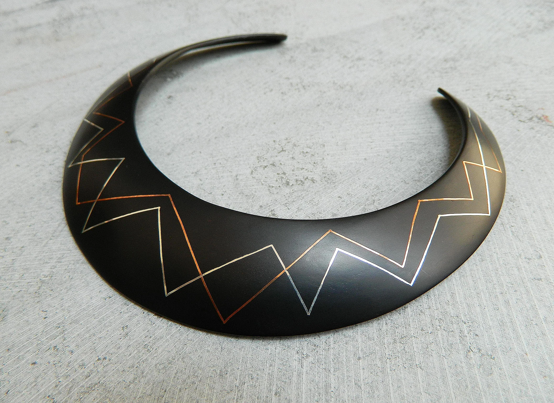 COLLAR EDITED (6).jpg