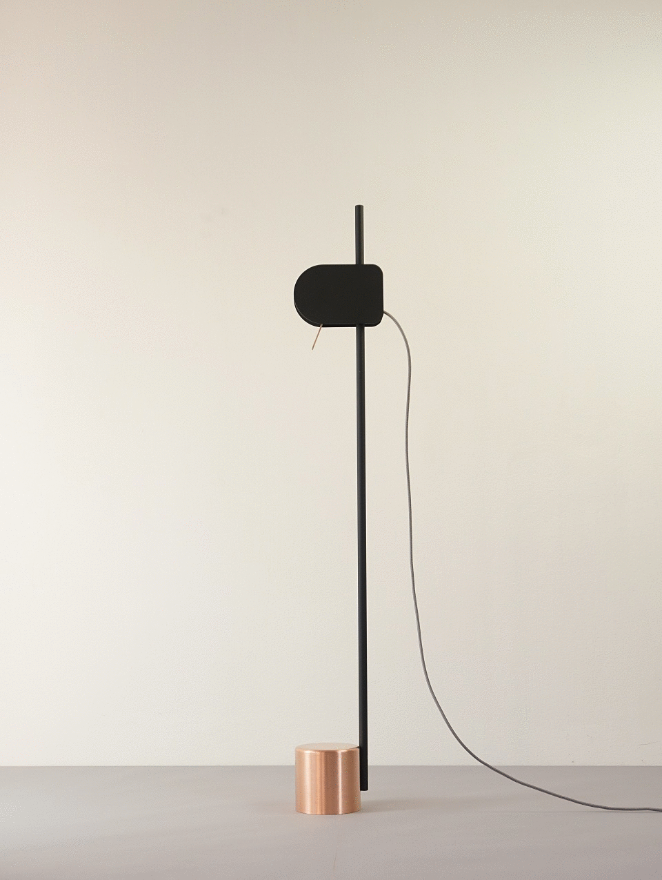 MAGNÍ̱TI̱S LAMP (1).gif