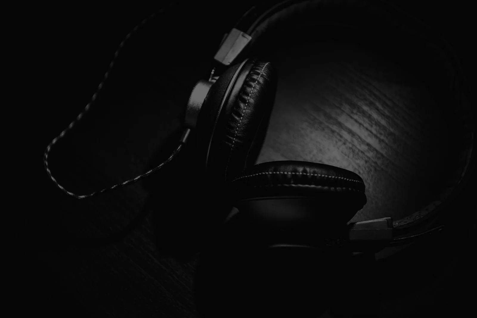 pexels-photo-30222.jpg