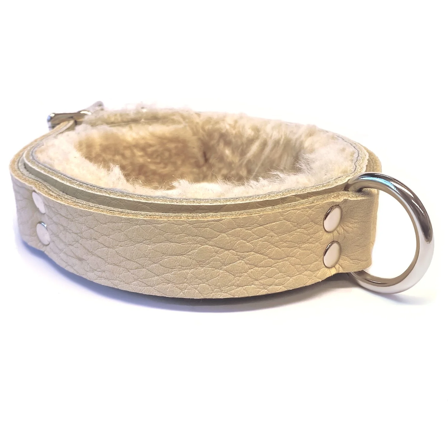 Cream Fur-lined slave Collar with Strong Dee Ring in cream leather
