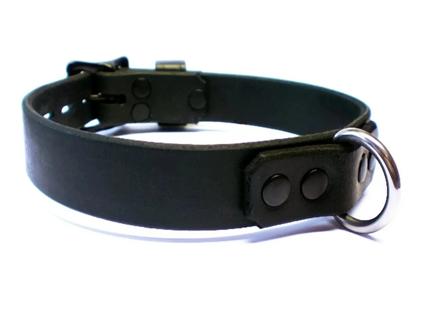 Black Leather BDSM Collar with small stainless steel dee ring