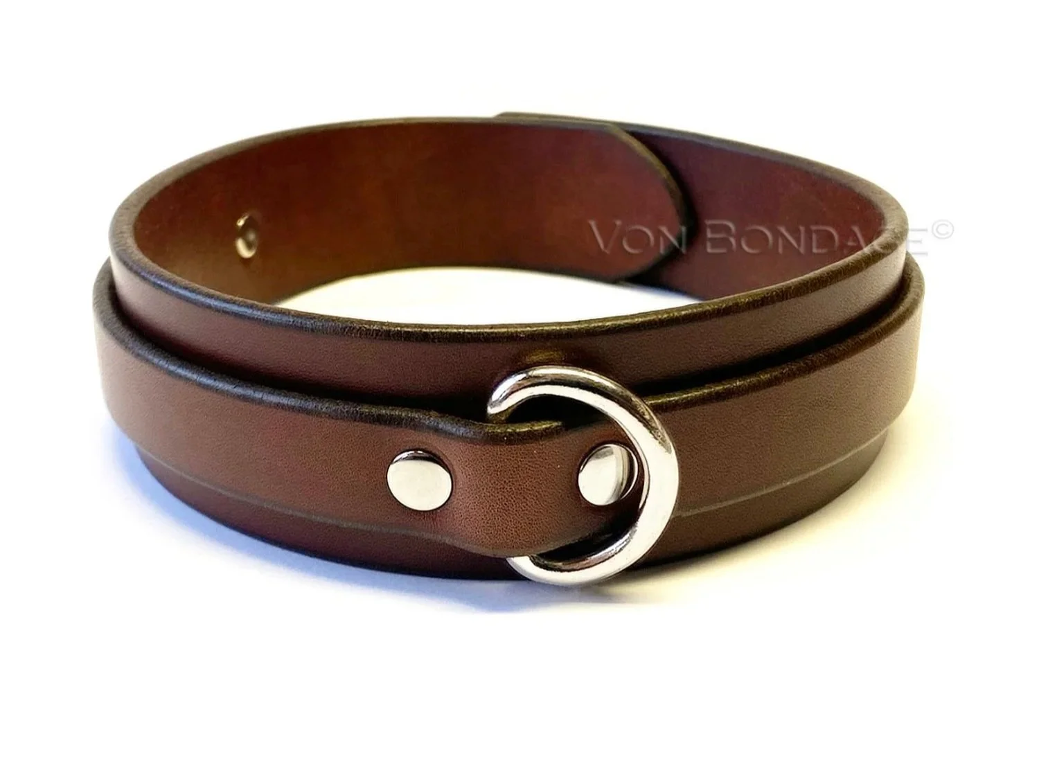 brown leather bdsm collar with 19mm d-ring in front