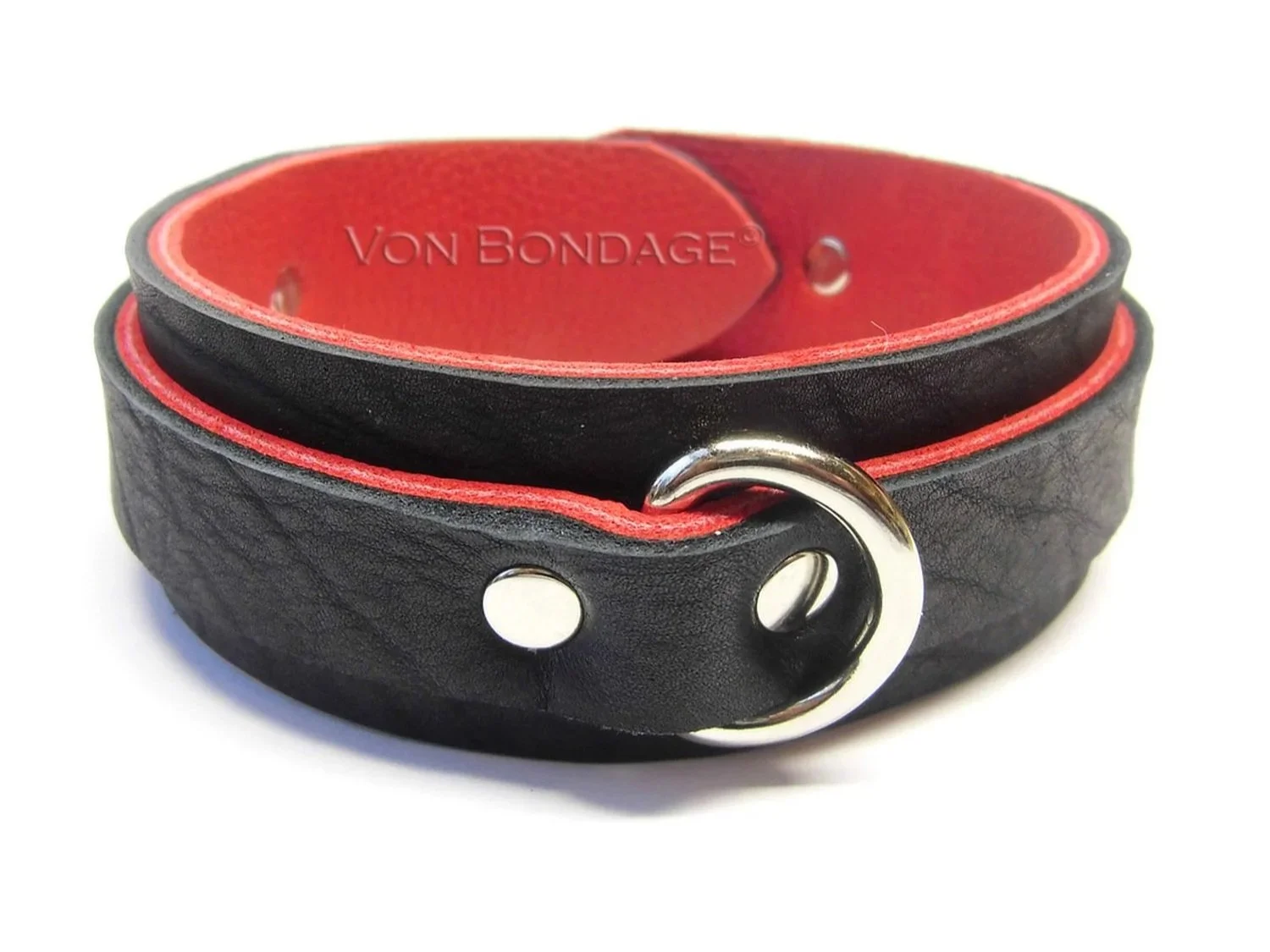 leather slave collar with small dee ring in front in bison red bullhide leather