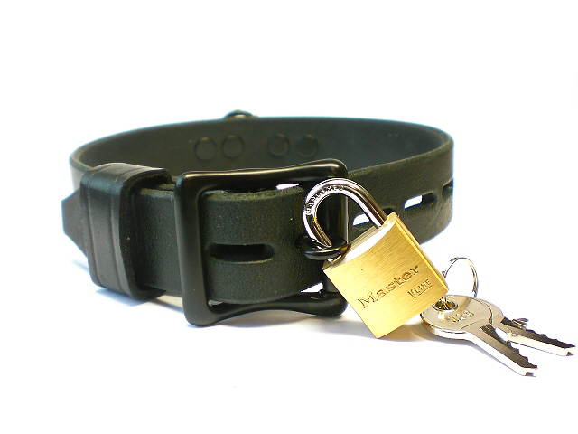 lockable buckle - black leather keeper