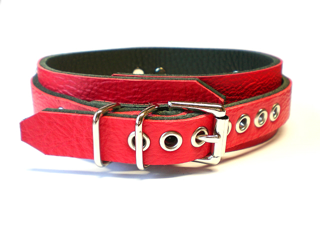 standard buckle - fire red