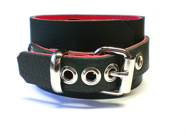 soft black w/red inlay - standard buckle