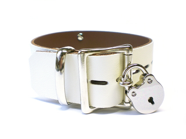 1-1/2" standard lockable buckle