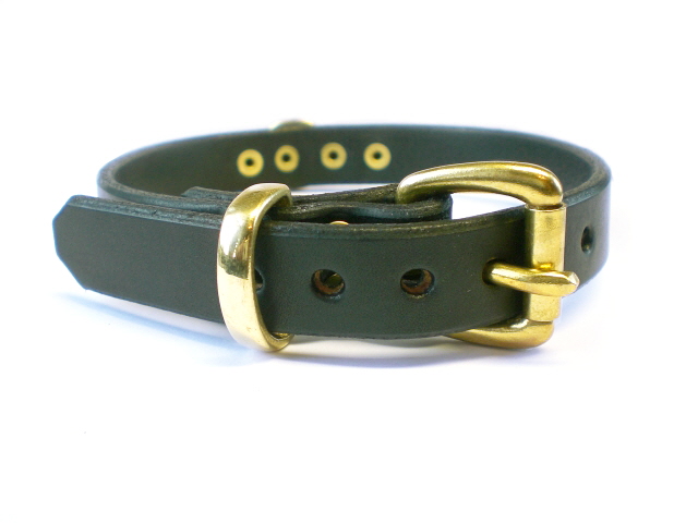 solid brass keeper - black bridle