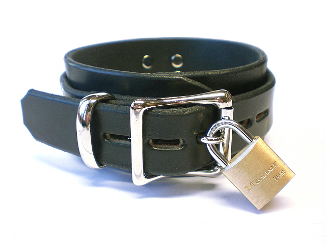 lockable buckle w/padlock - black latigo