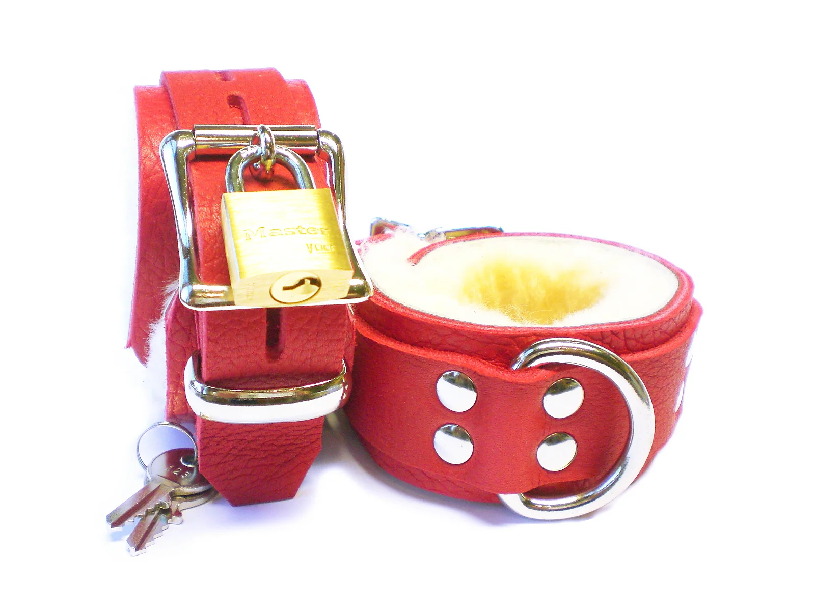 lockable red leather sheepskin bdsm restraints w/dee rings