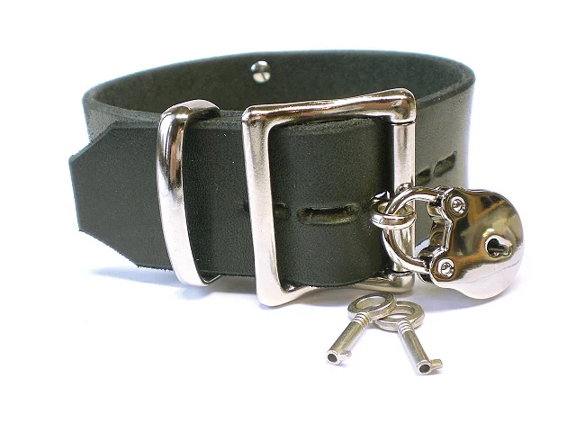 1-1/2" full size lockable buckle (black Latigo shown)
