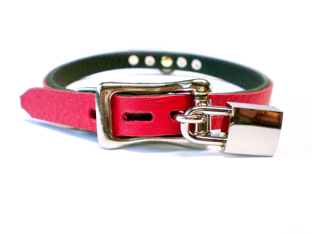 lockable buckle - fire red