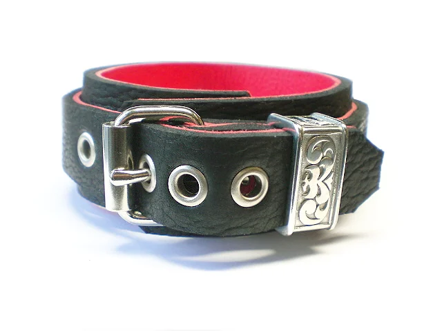 standard buckle - engraved keeper