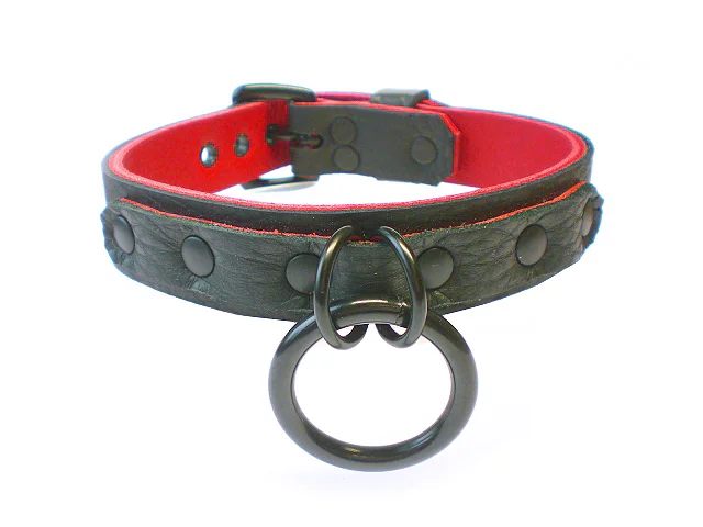 soft bison leather bdsm collar with bondage ring and 2 dee rings