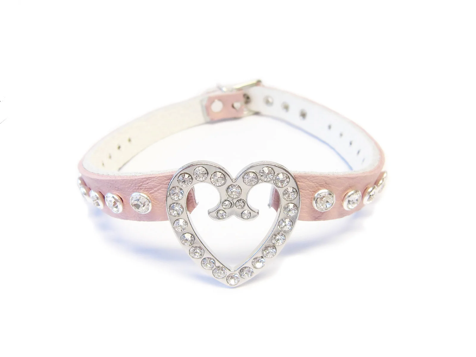 PKW-Rhinestone-Heart-concho-crystals-kitten.jpg
