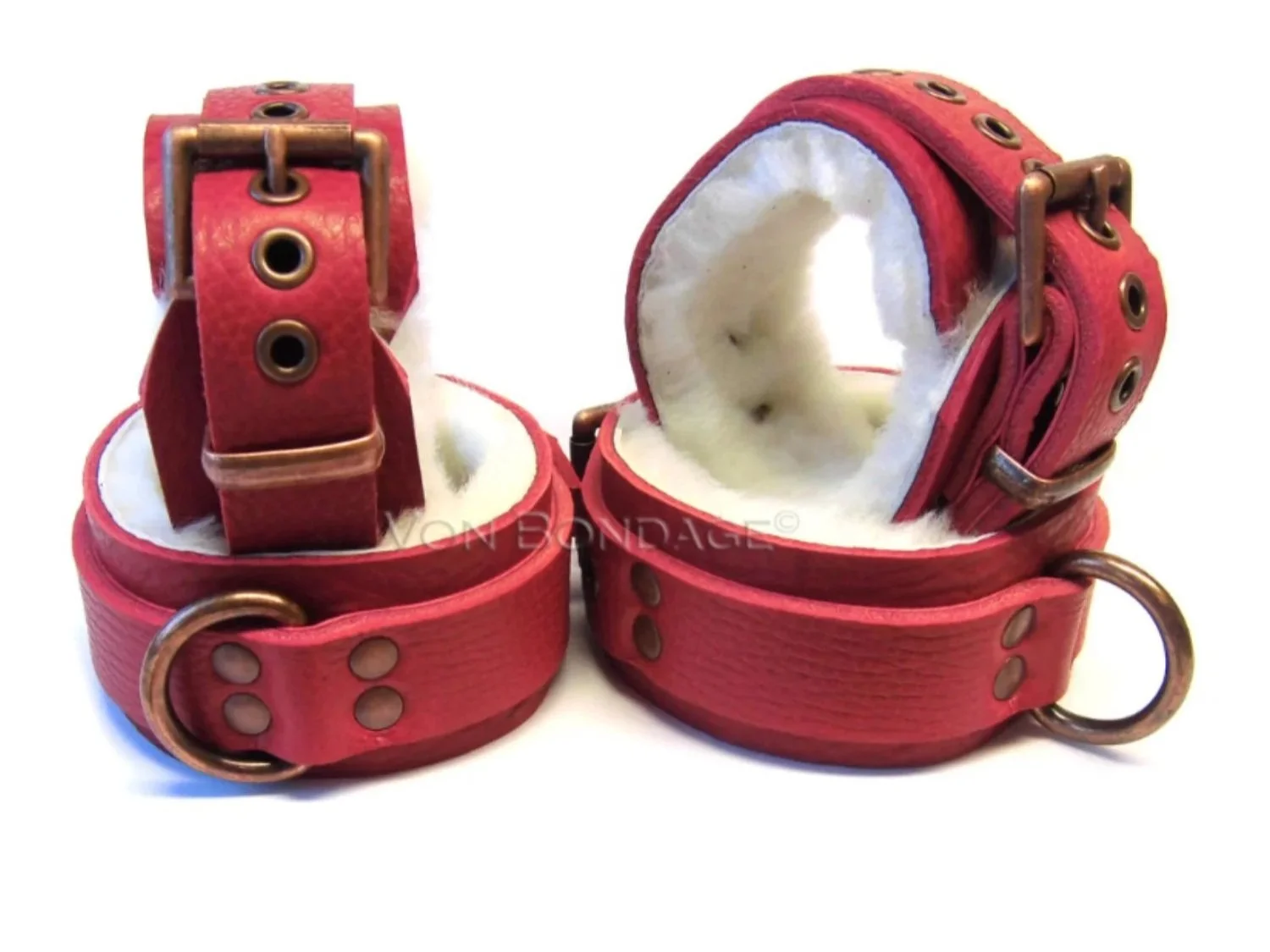 Red Bullhide White Sheep Fur BDSM Set in Copper Hardware