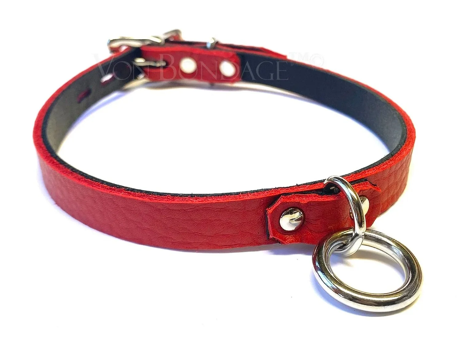 Discreet BDSM Day Collar with Small Ring in red leather