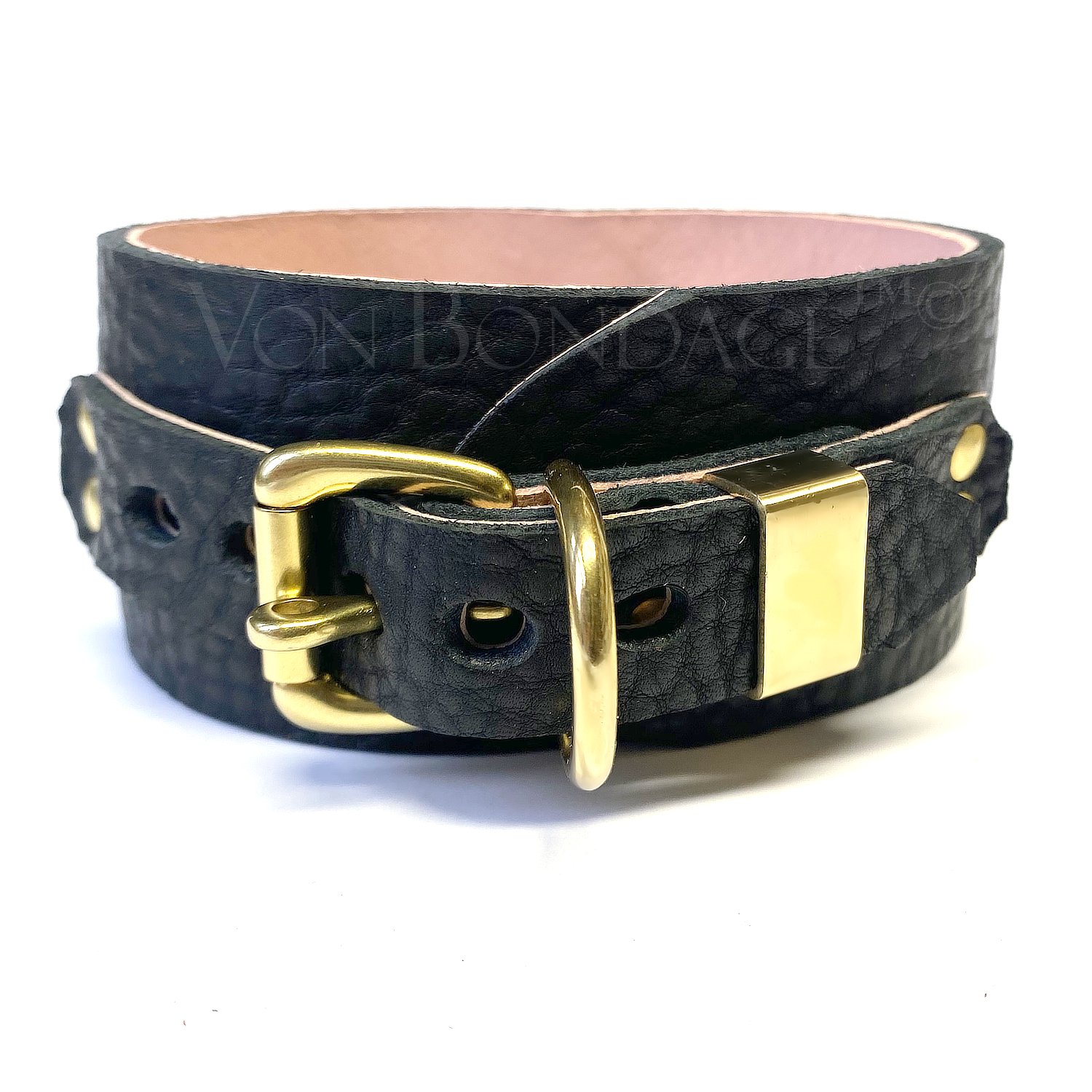 lockable brass buckle on bondage collar