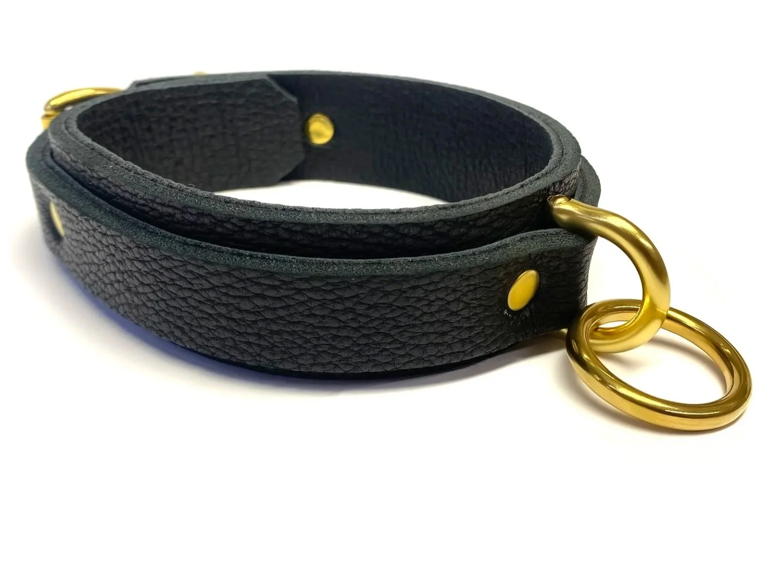1.25+Bullhide+Bison+Leather+BDSM+Collar+with+Brass+O-ring.jpg