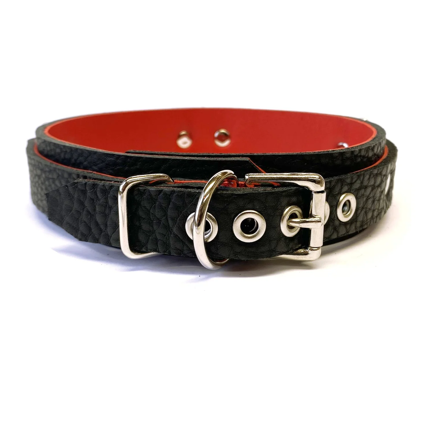 standard non-locking buckle on von bondage collar