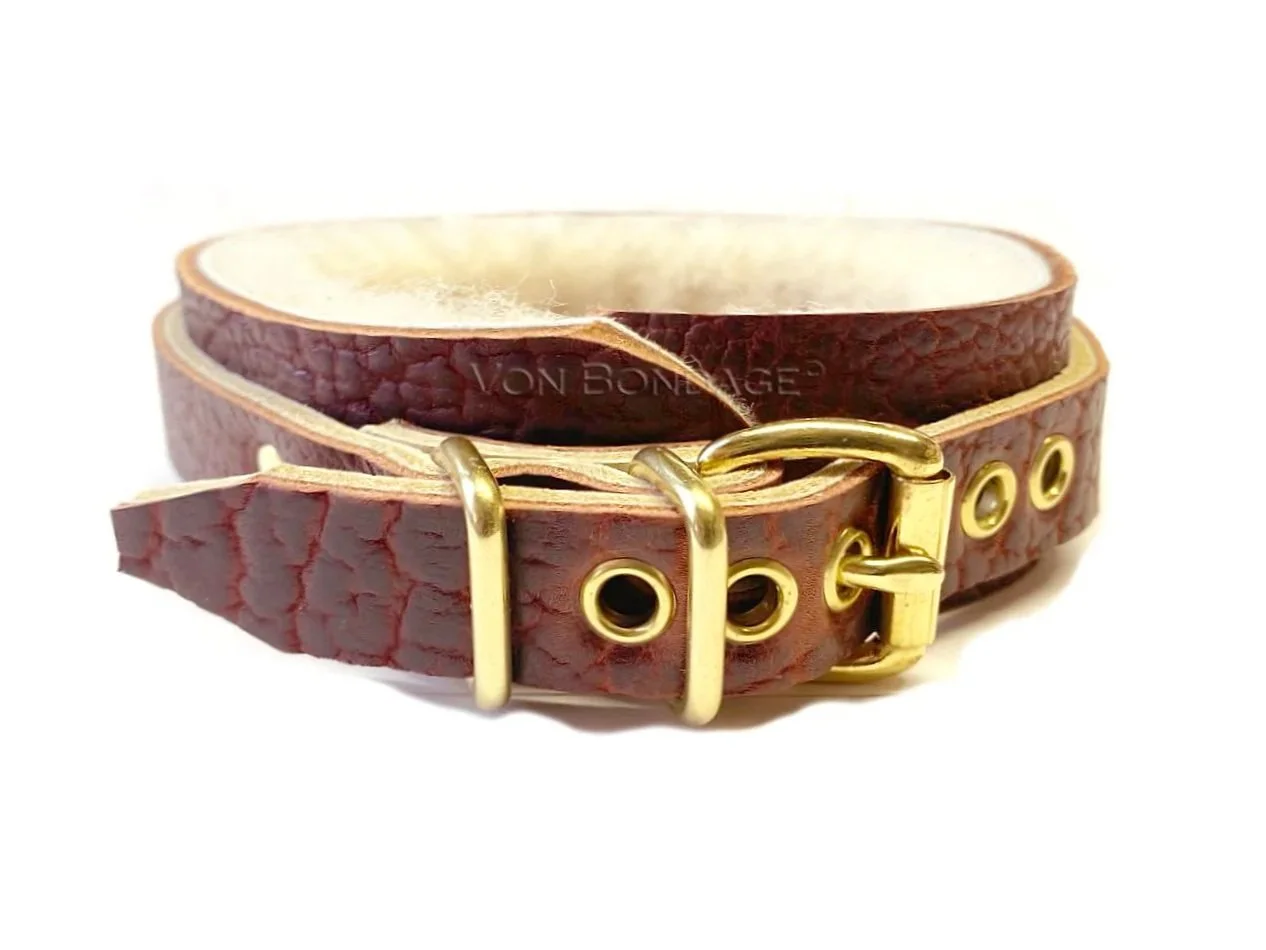 solid brass non-locking buckle option