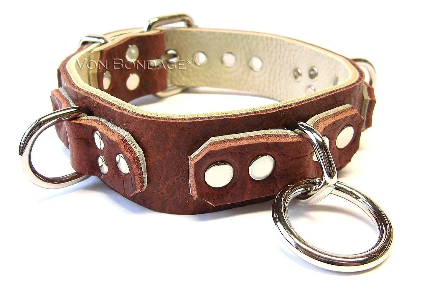 1.25+Lockable+Brown+Bison+Leather+Collar+with+bondage+ring+and+2+d-rings.jpg