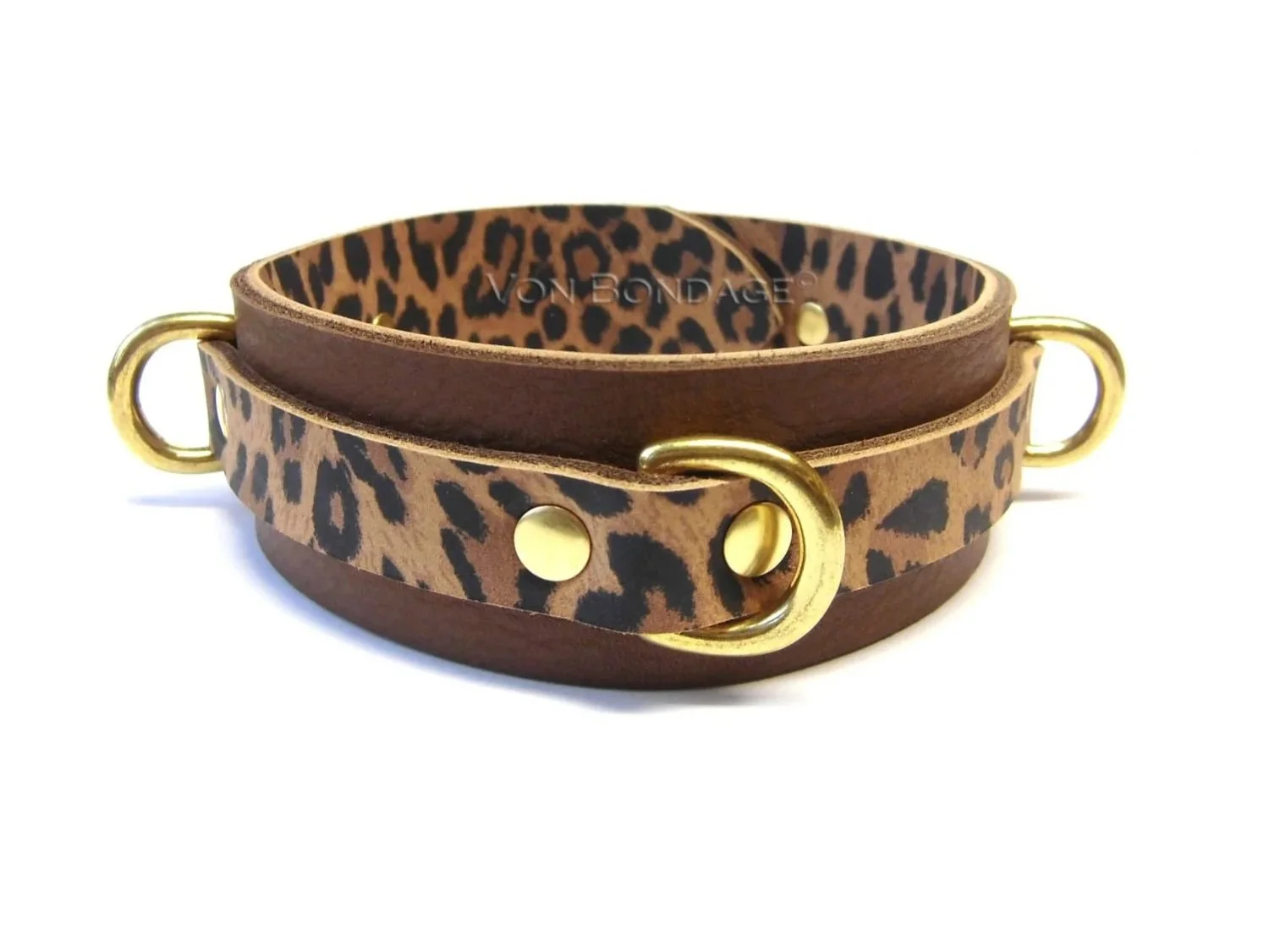 leopard and brown leather bdsm collar with 3 small brass d-rings