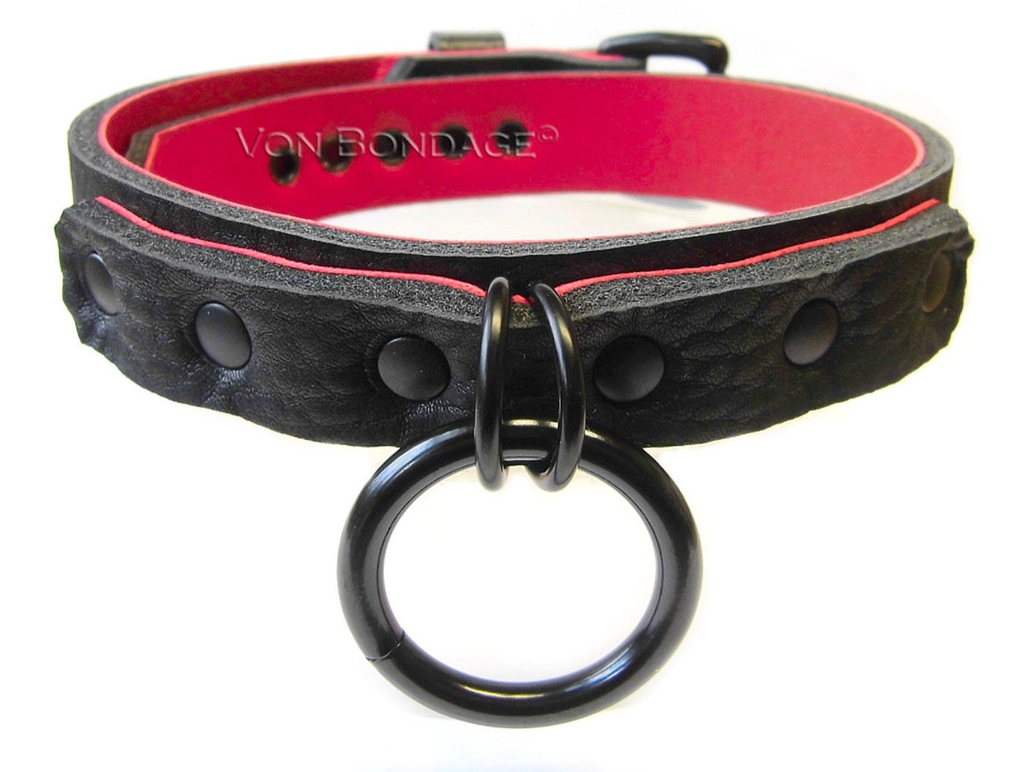 Lockable BDSM Collar with Black 1-1/4 O-Ring lined in red lambskin