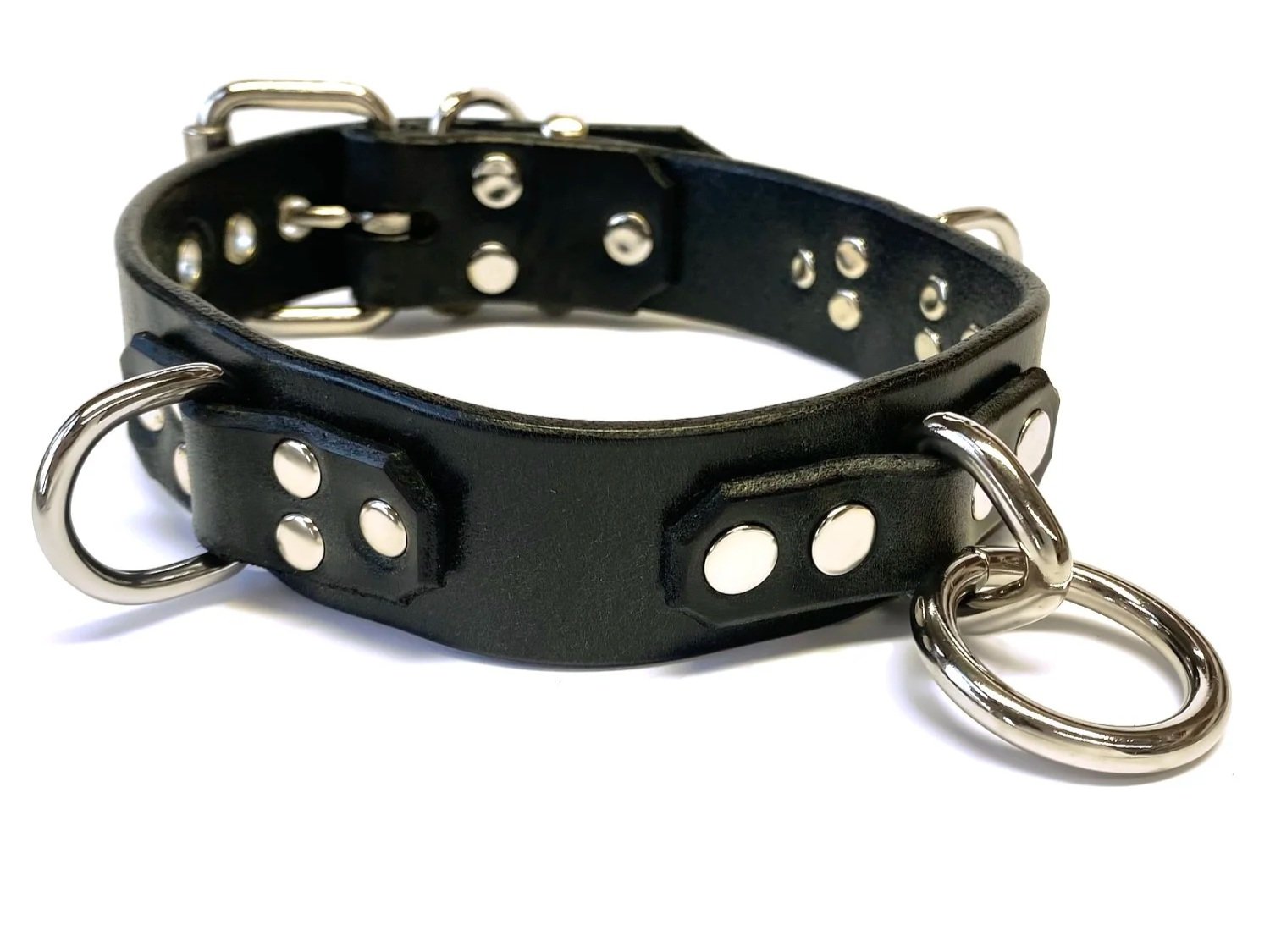 1.25+Black+Latigo+Lockable+Bondage+Collar+with+small+D%26O+ring+and+2+dee+rings.jpg