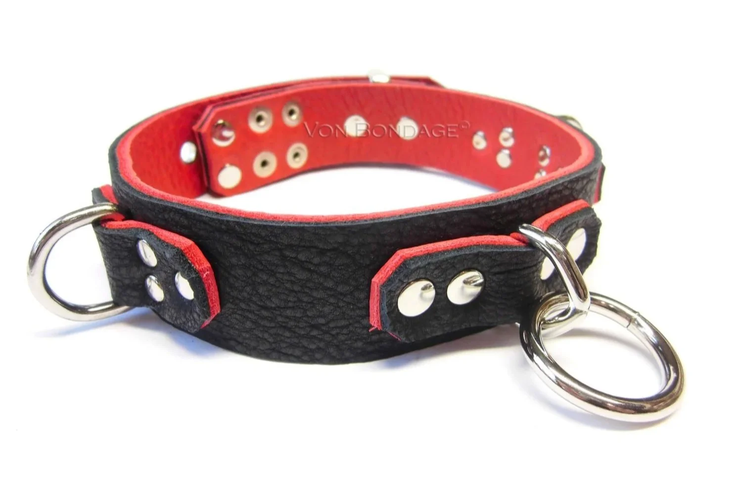 1.25+Lockable+Bison+Leather+Bondage+Collar+with+bondage+ring+and+2+dee+rings.jpg