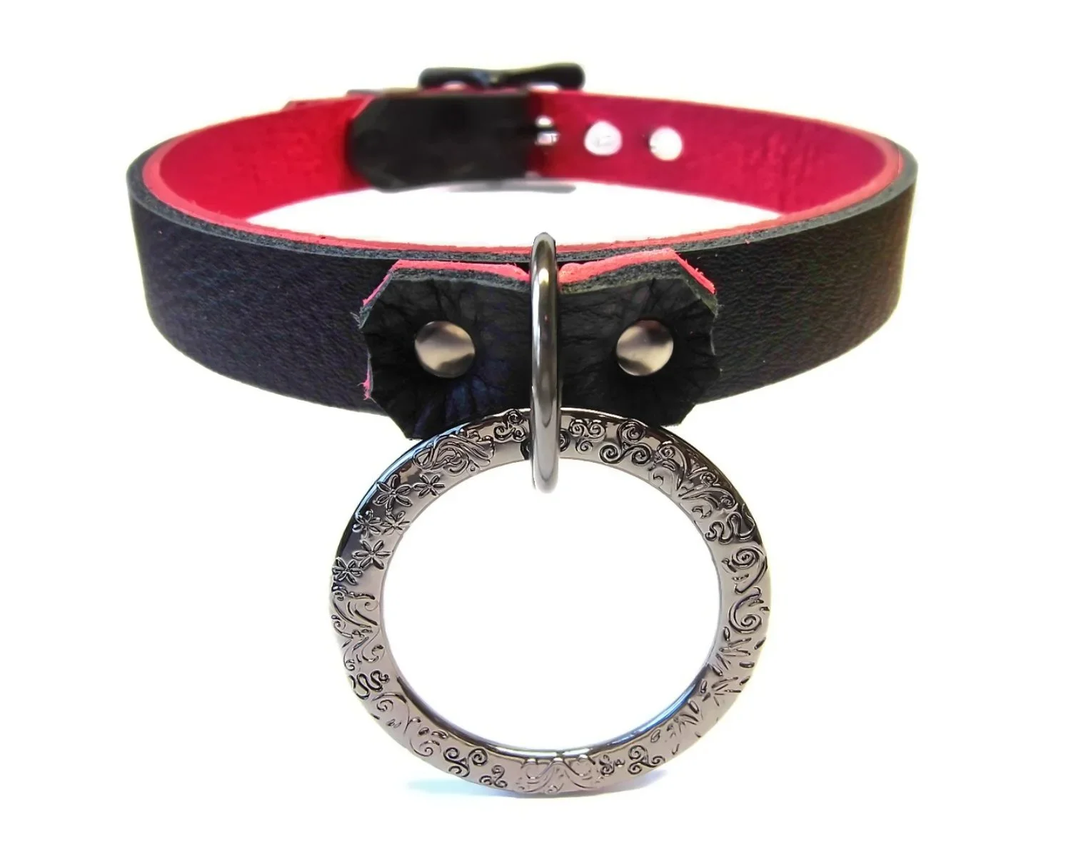 Black & Red leather collar with fancy engraved gunmetal ring