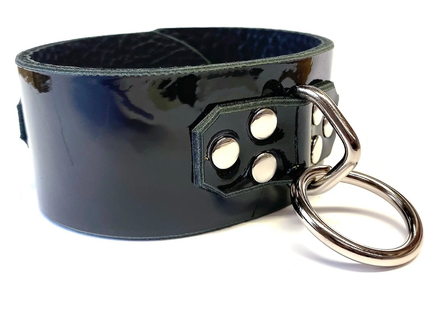 Black Patent Leather Bondage collar with strong bondage ring