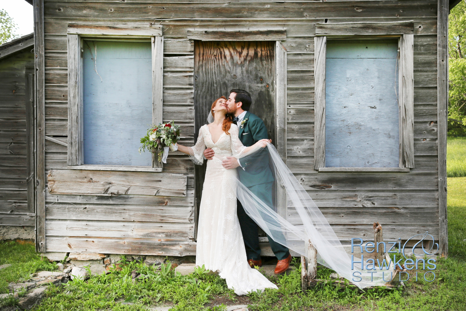 ©RenziHawkensStudio_AlyceChrisWDG_1479.jpg