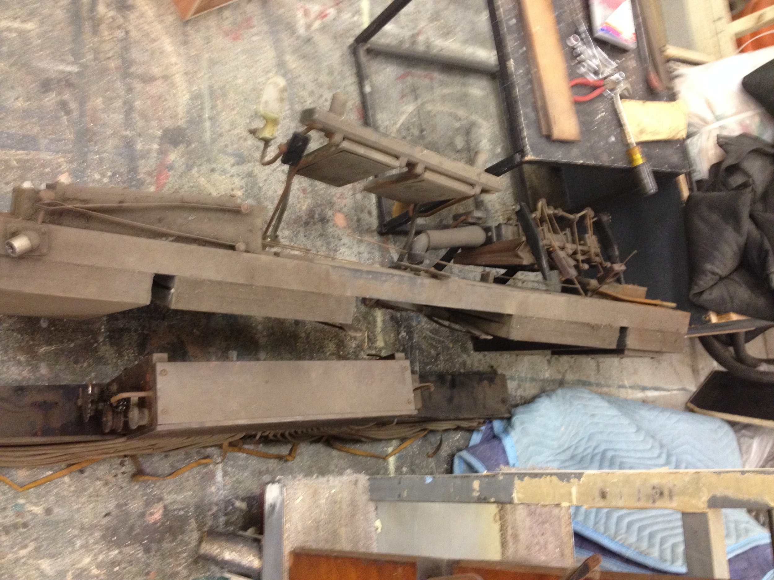  Bottom pump system and bellows for the player piano 