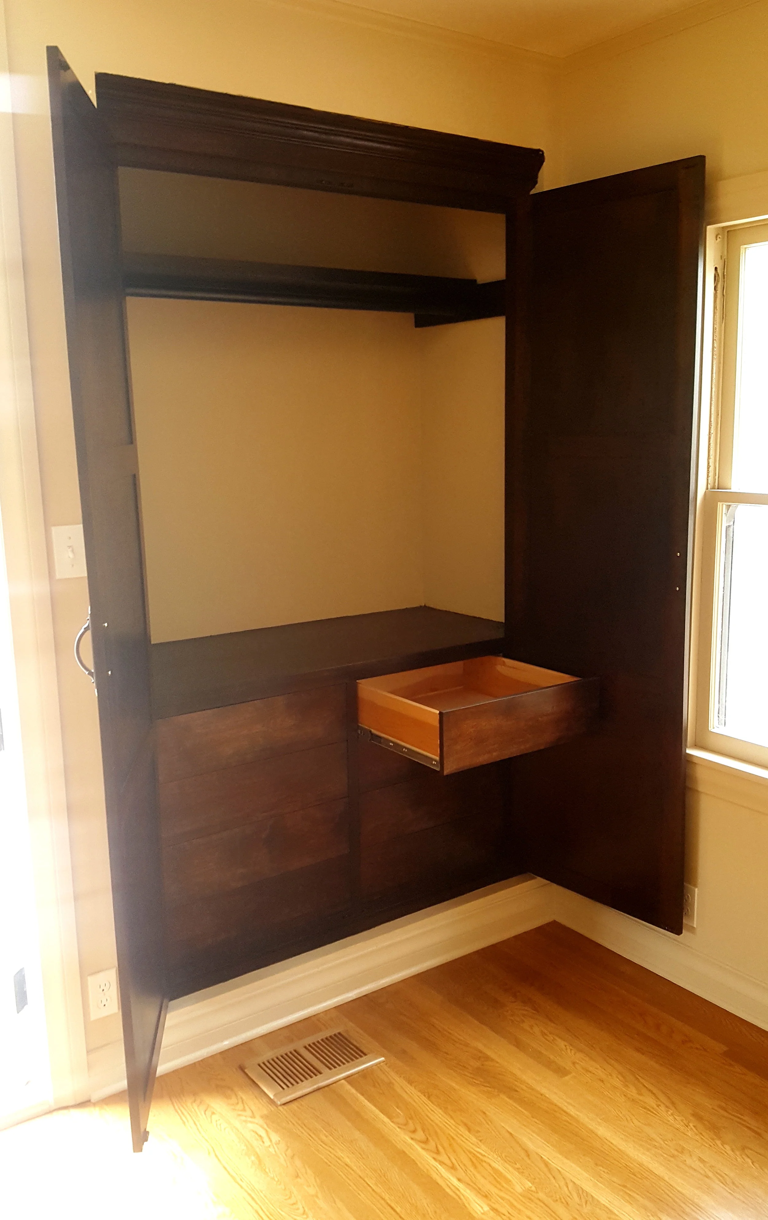 built-in_cabinets1_open.jpg
