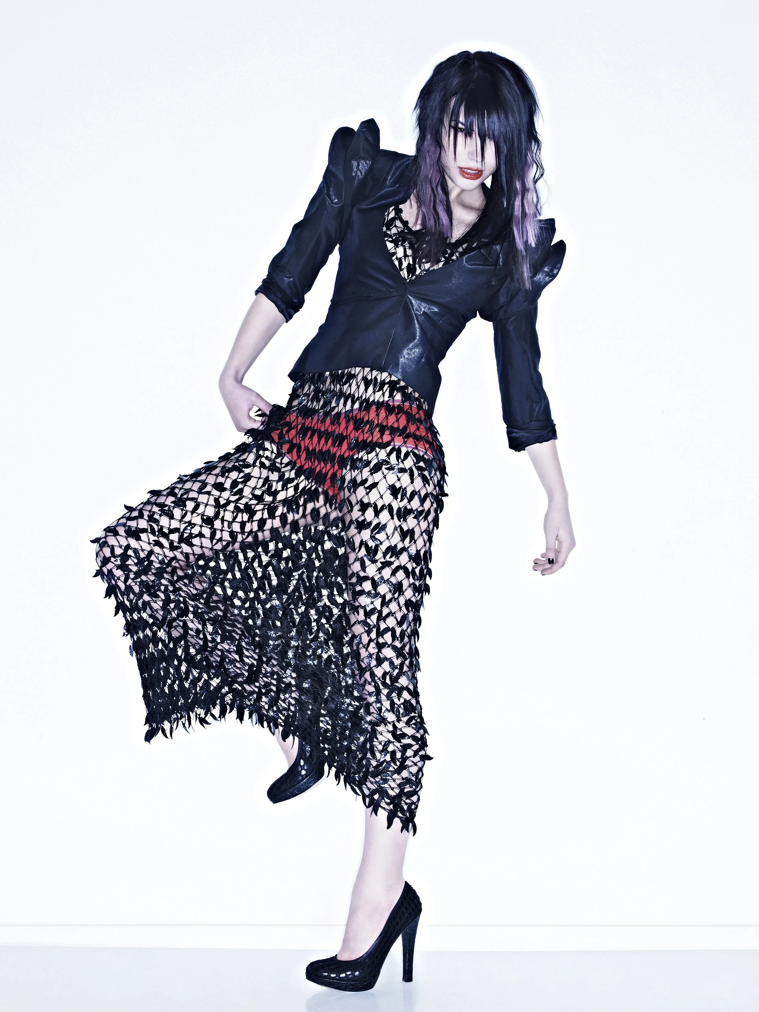 Hair: Roger Persson Makeup: Anna K Styling: Katarina Nordstöm Photo: Sam Lindh, Grafia. Special thanks to: Excellent edges by Carlstens.