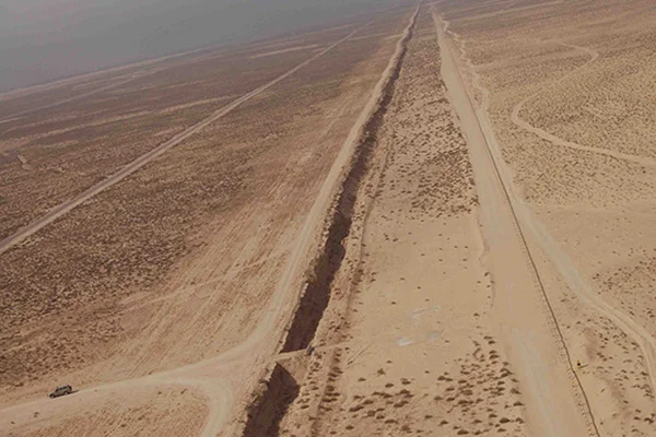 The "Line in the Sand" between Kuwait and Iraq, circa 2007. | Photo courtesy of Theodore Polk