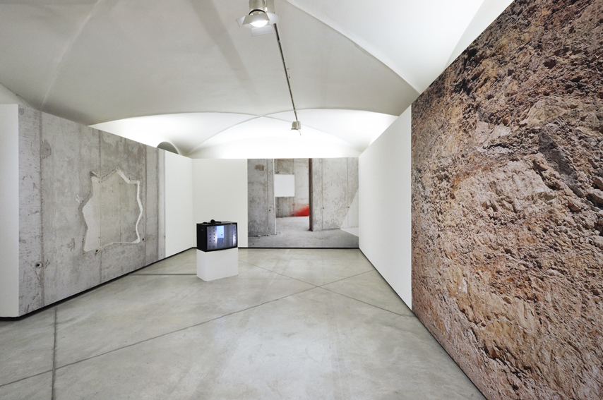 Chicago by artists Adam Broomberg and Oliver Chanarin. Exhibition view of "Unstable Territory", CCC Strozzina, Palazzo Strozzi, Firenze, 2013 Photo copyright CCC Strozzina, Fondazione Palazzo Strozzi, Firenze Photo by Martino Margheri, 2013.