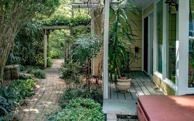 office walkway 2.jpg