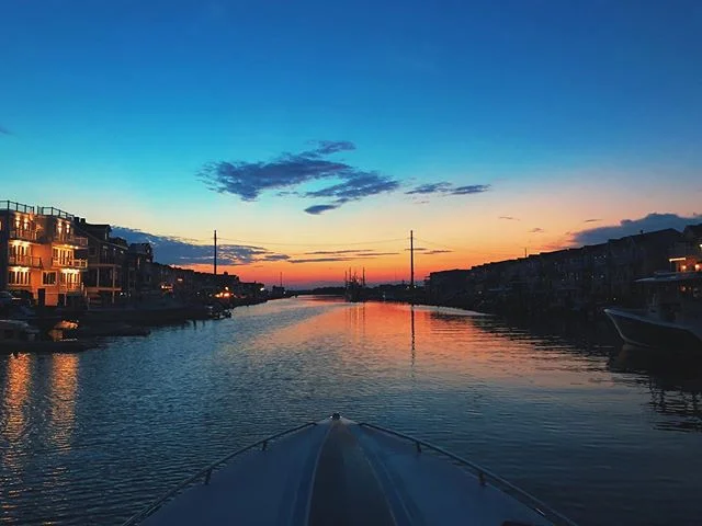 It was a really great week. Thankful to be surrounded by family & friends and to be spending most of my summer in somewhere as beautiful as Wildwood. Can’t wait to get back next week to more nights like this.
•
•
•
#vsco #vscoX #vscocam #shotoniphone #skyporn #sunsetsniper #skylovers #sunrise_and_sunsets #sunsets #sunset_hub #sunsetlovers #instapassport #aroundtheworldpix #ig_masterpiece #campinassp #flashesofdelight #travelog #mytinyatlas #visualmobs #theglobewanderer #newjersey #hoboken #jersey #newark #nj #iphoneography #iphoneonly #iphonesia #iphoneography