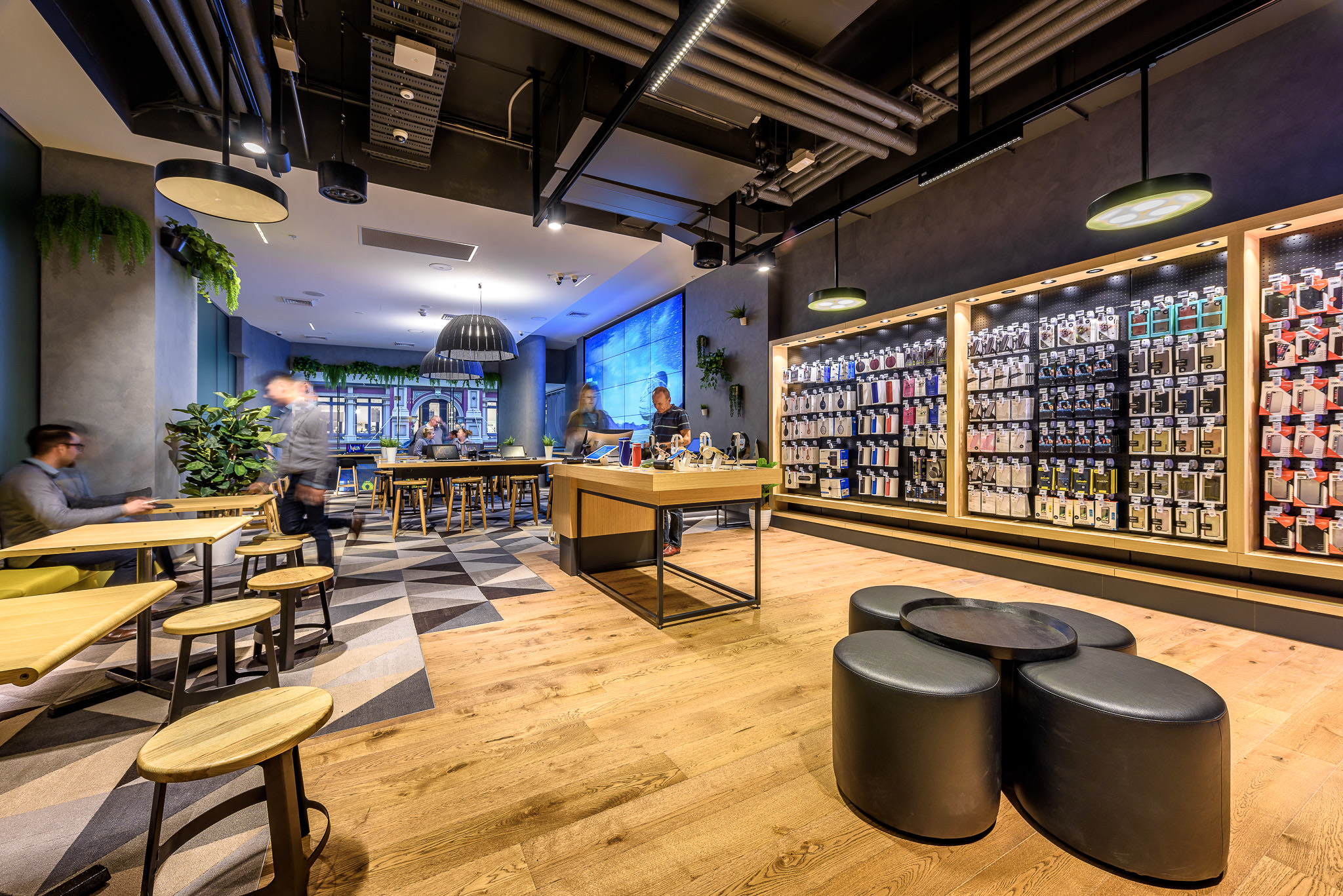 OptusStore_GeorgeSt_507_BLG_ScreenRes.jpg
