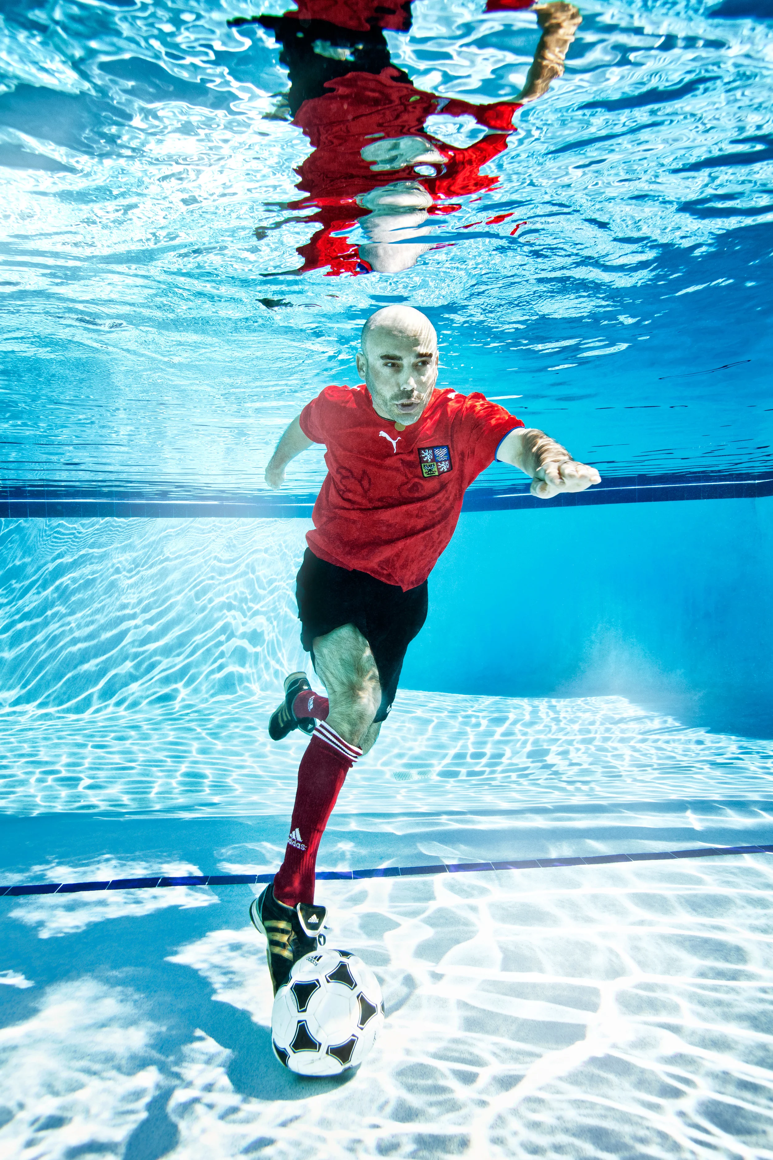Underwater soccer