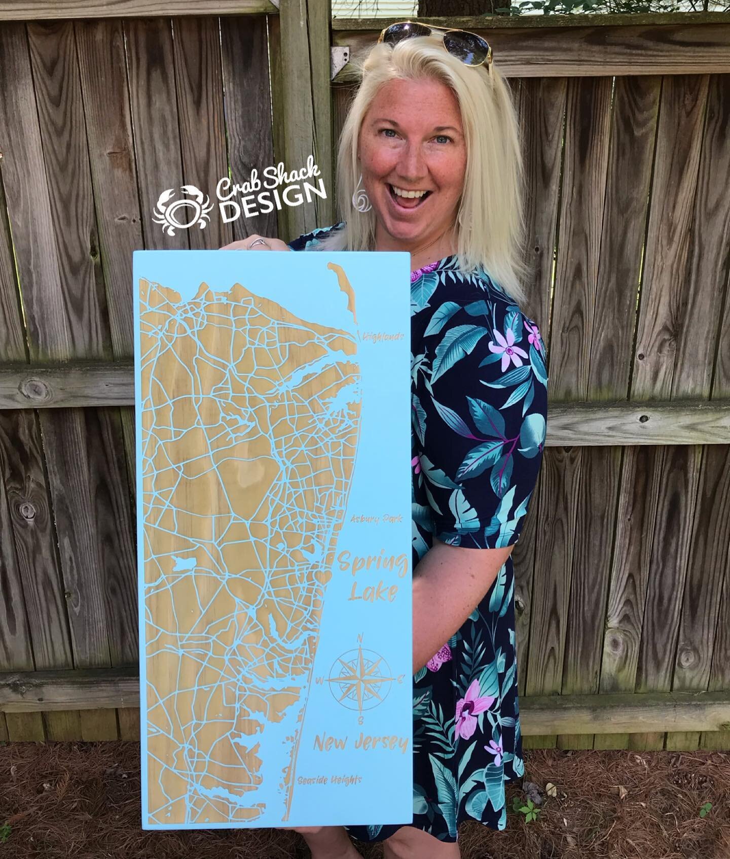 I 💗💗 a fun custom project! 🤩 Can you tell by my face!? 😂 This bad boy is headed to the Jersey Shore! Thank you to my wonderful cousin for thinking of me! 😍😘
This photo doesn&rsquo;t even do it justice!
Aloha + stay crabby!
✌🏻💙🦀
.
.
.
#homede