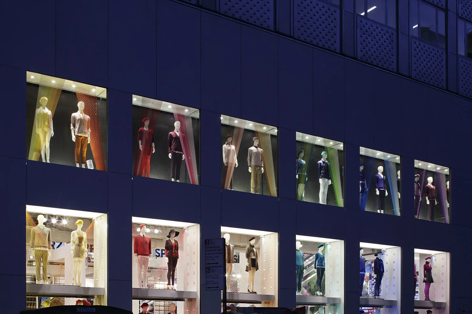 8_emmanuelle_moureaux_thin_thin_thin.jpg