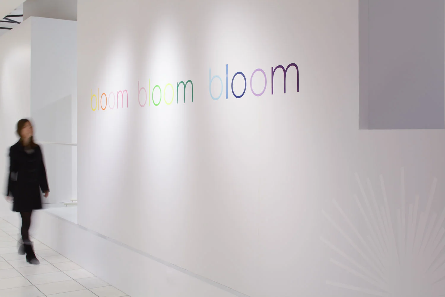 6_emmanuelle_moureaux_bloom_bloom_bloom.jpg