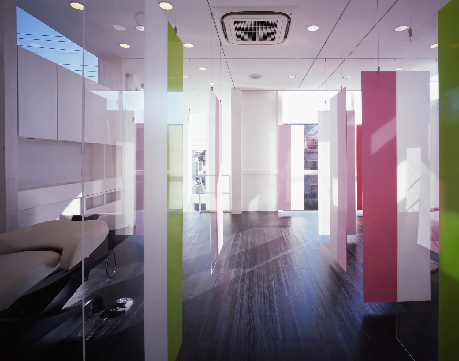 7_emmanuelle_moureaux_arp_hills.jpg