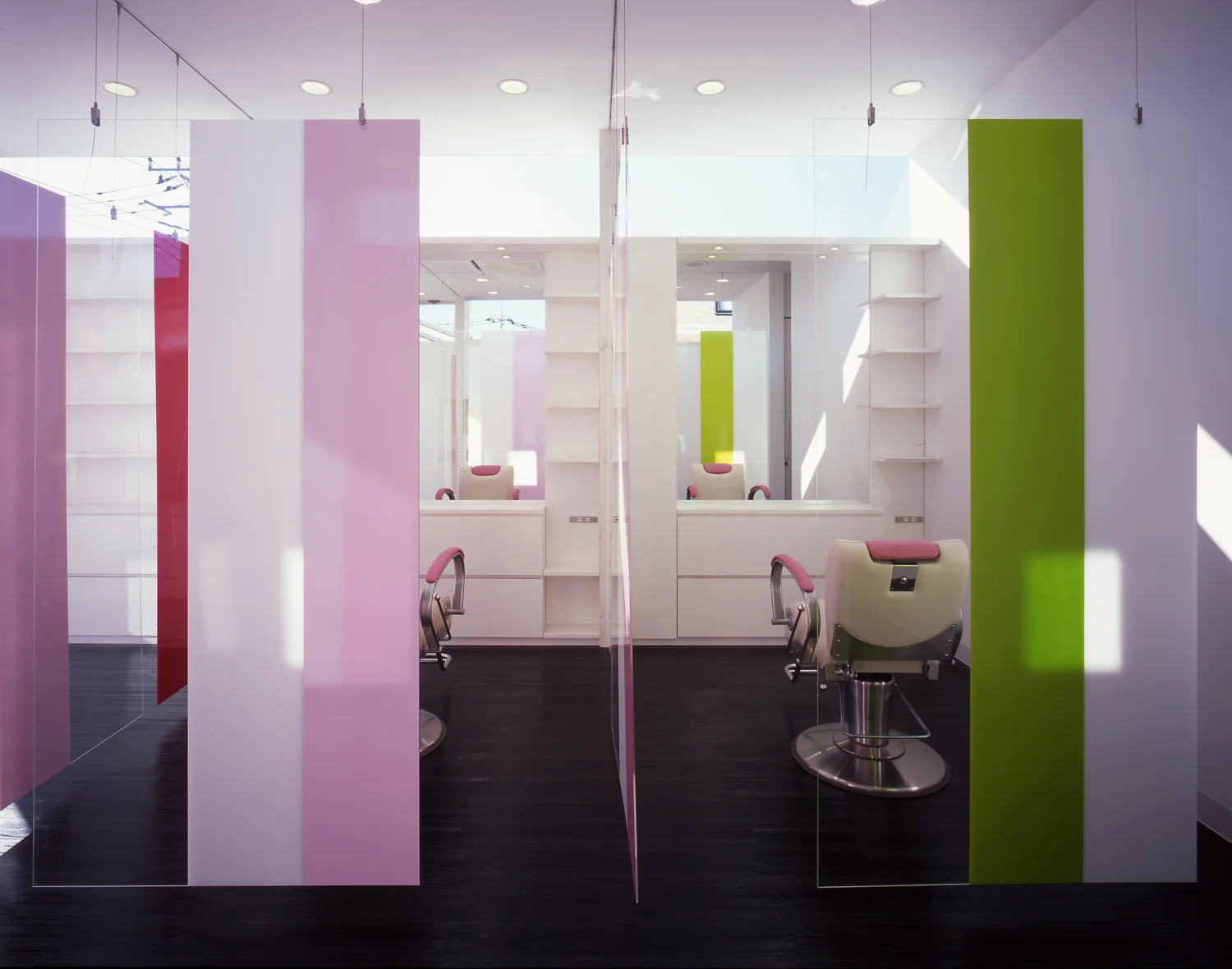 8_emmanuelle_moureaux_arp_hills.jpg