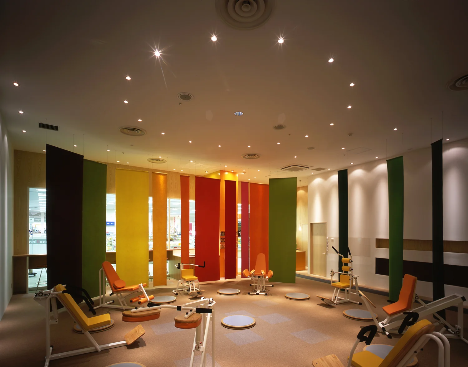 2_emmanuelle_moureaux_bodies.jpg