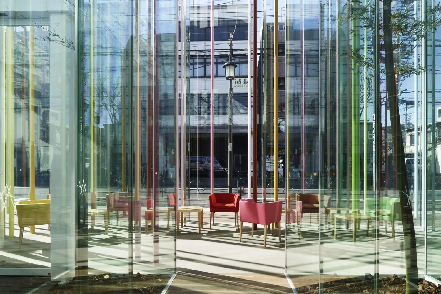8_emmanuelle_moureaux_sugamo_shinkin_bank_ekoda.jpg