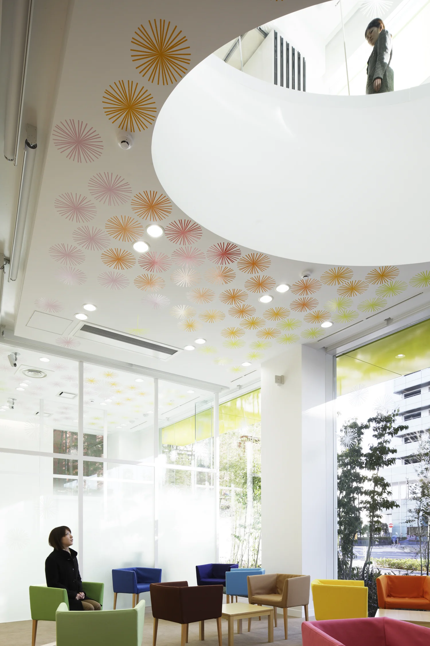 10_emmanuelle_moureaux_sugamo_shinkin_bank_shimura.jpg